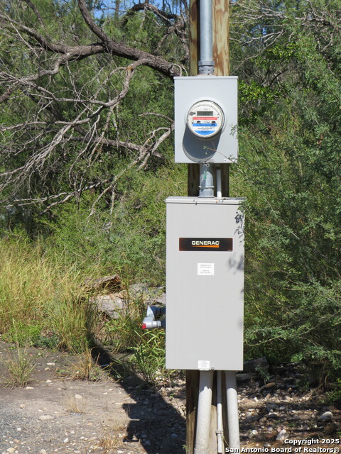 Image 42 of 43 For 1884 Us Highway 90