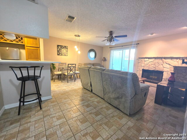 Image 7 of 19 For 5322 Medical Dr  D-103