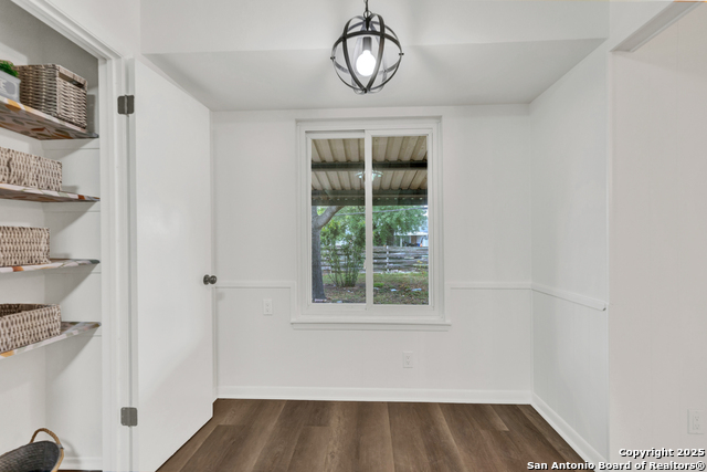 Image 7 of 25 For 4303 Sunshadow