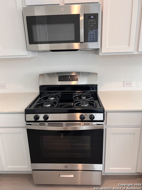 Image 3 of 24 For 7654 Barcelo Way