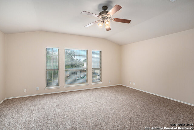 Image 22 of 39 For 125 Earhart Ln