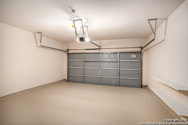 Image 36 of 39 For 125 Earhart Ln