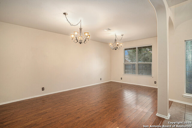 Image 8 of 39 For 125 Earhart Ln