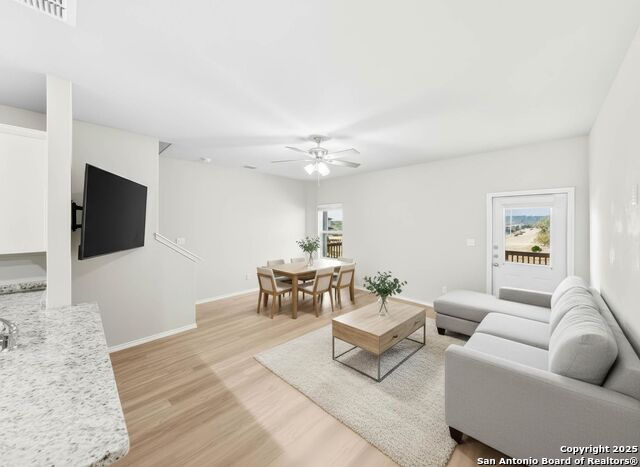 Image 9 of 37 For 266 Stefan Estate