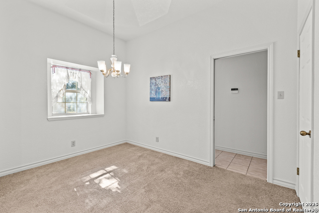 Image 10 of 27 For 10803 Royal Bluff