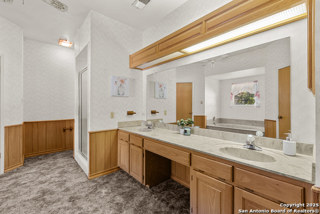 Image 14 of 27 For 10803 Royal Bluff