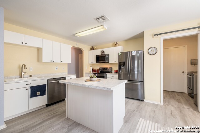 Image 11 of 39 For 24703 Maple Crest