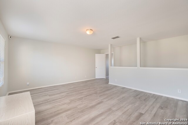 Image 23 of 39 For 24703 Maple Crest