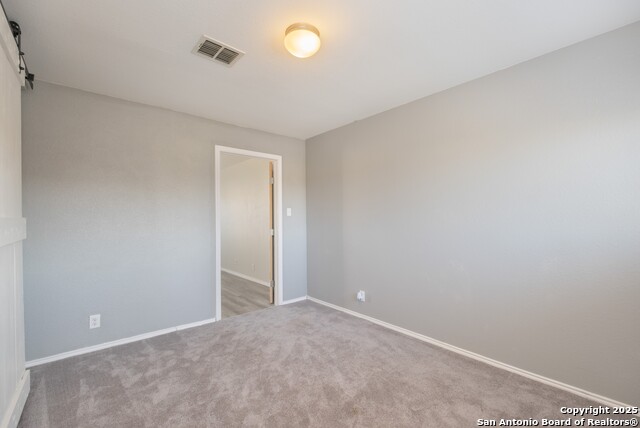 Image 26 of 39 For 24703 Maple Crest