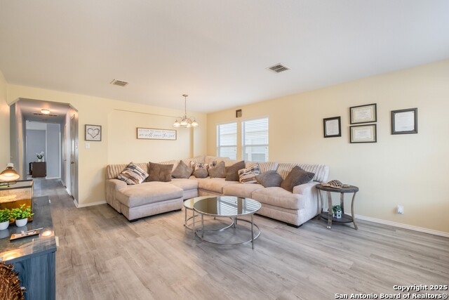 Image 4 of 39 For 24703 Maple Crest