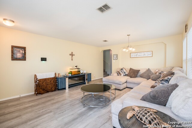 Image 5 of 39 For 24703 Maple Crest