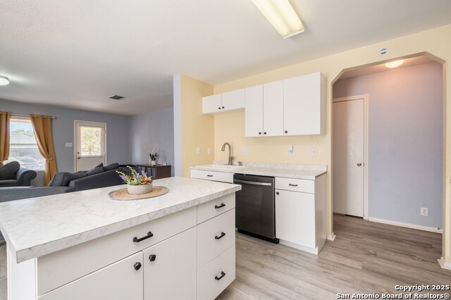 Image 9 of 39 For 24703 Maple Crest