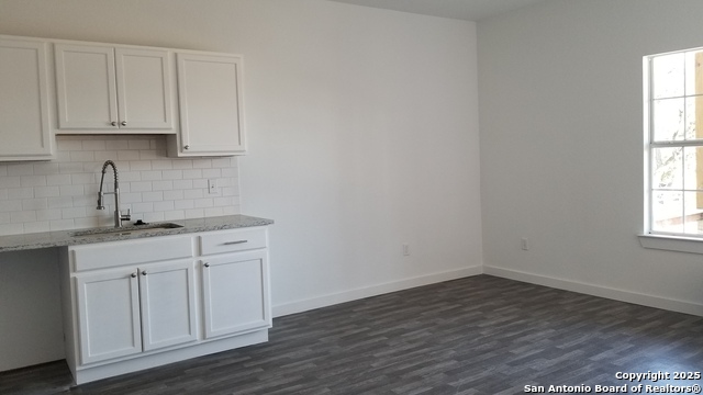 Image 4 of 14 For 1063 Sleepy  