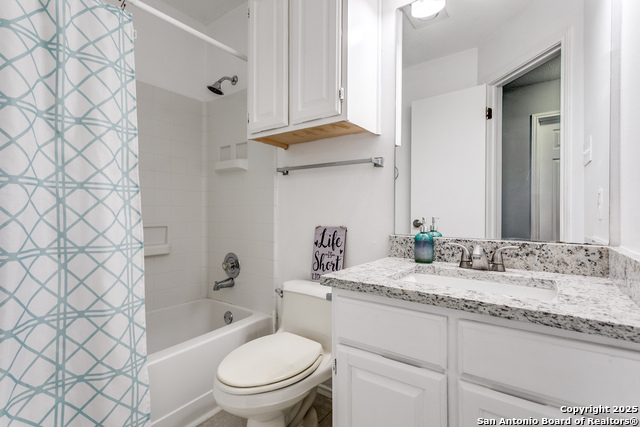 Image 15 of 17 For 12206 Stoney Pond