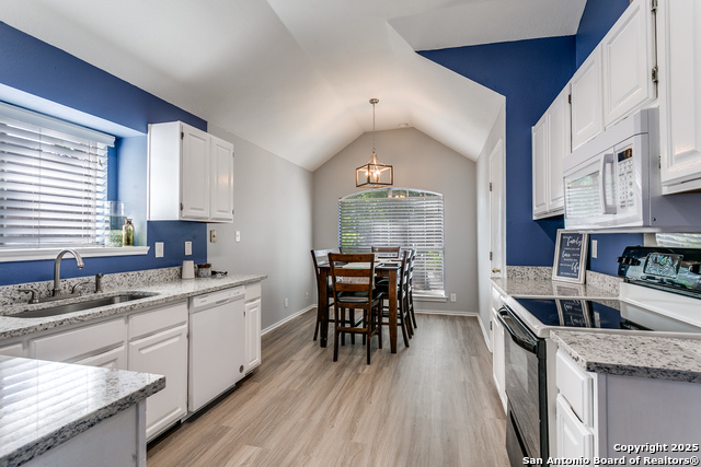 Image 2 of 17 For 12206 Stoney Pond