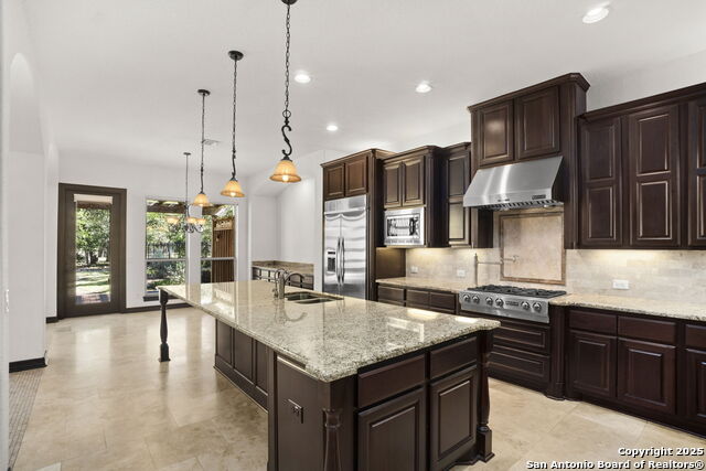 Image 19 of 74 For 22426 Viajes