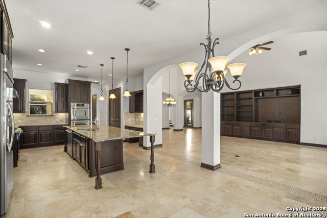 Image 21 of 74 For 22426 Viajes