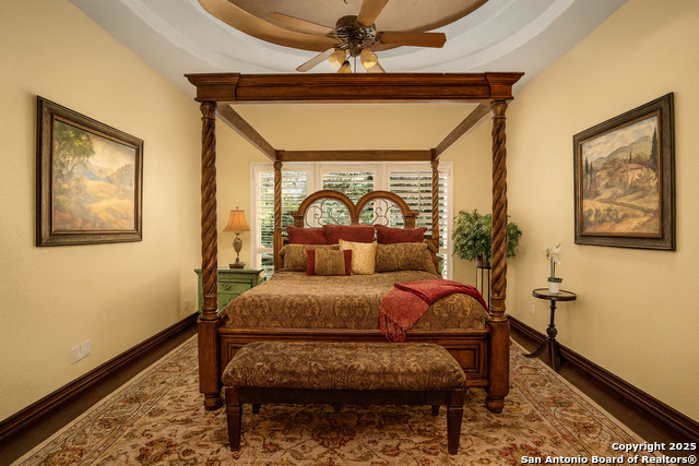 Image 27 of 74 For 22426 Viajes