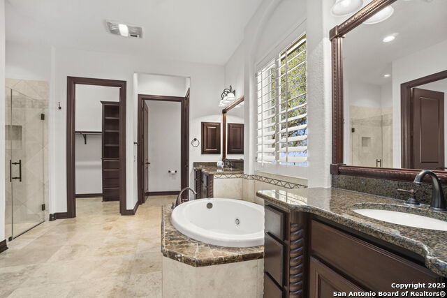 Image 29 of 74 For 22426 Viajes