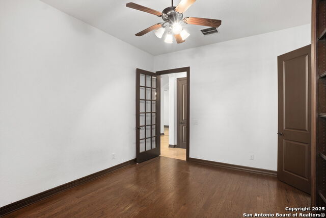 Image 36 of 74 For 22426 Viajes