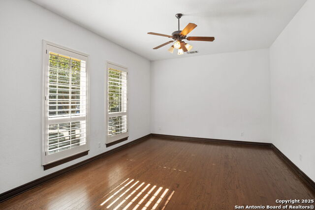 Image 39 of 74 For 22426 Viajes