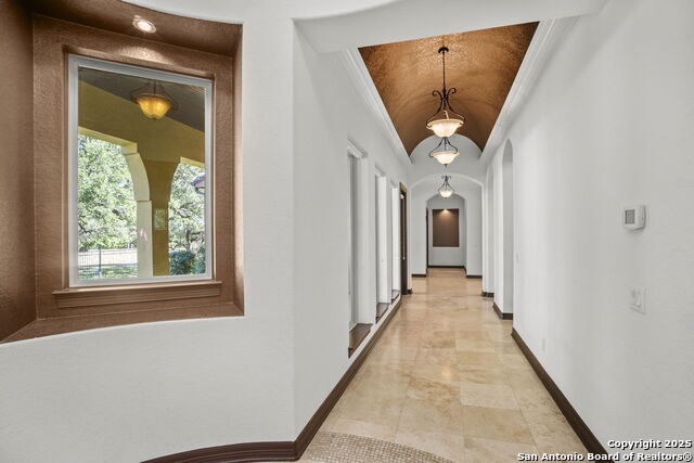 Image 4 of 74 For 22426 Viajes