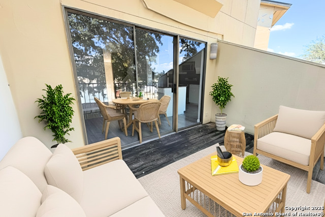 Image 10 of 33 For 8642 Fredericksburg 703