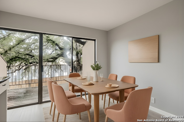 Image 8 of 33 For 8642 Fredericksburg 703