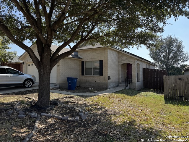 Listing photo id 0 for 6722 Millrock Pass