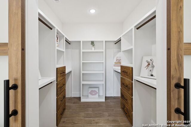 Image 19 of 50 For 181 Timber Pl.