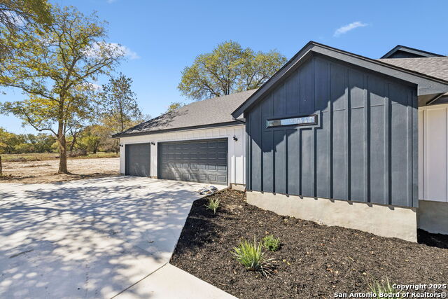 Image 42 of 50 For 181 Timber Pl.