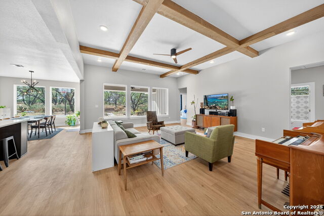 Image 4 of 36 For 558 County Road 7713