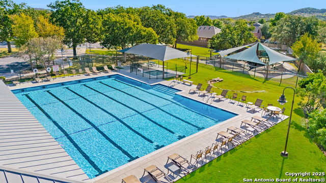 Image 2 of 30 For 24915 White Crk