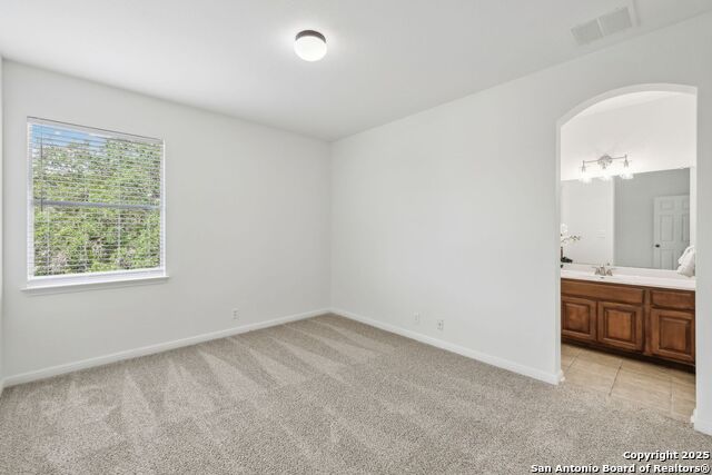 Image 24 of 30 For 24915 White Crk