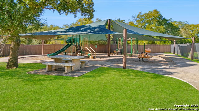 Image 26 of 30 For 24915 White Crk