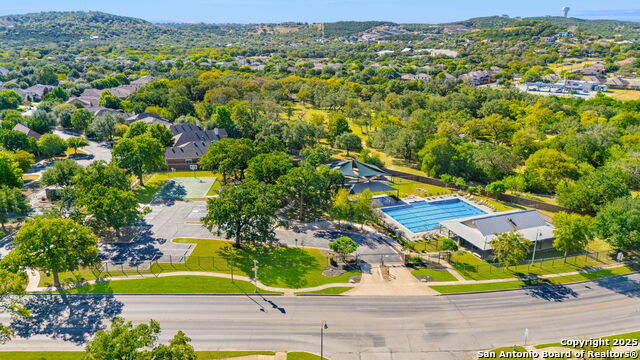 Image 27 of 30 For 24915 White Crk