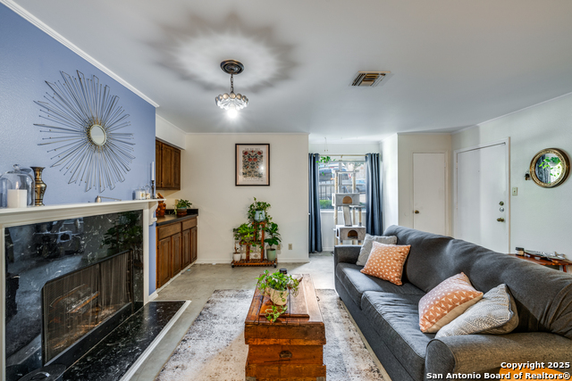 Details for 7738 Chambers  903, San Antonio, TX 78229