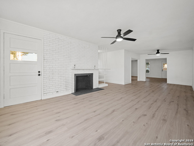 Image 5 of 23 For 707 Chicago  