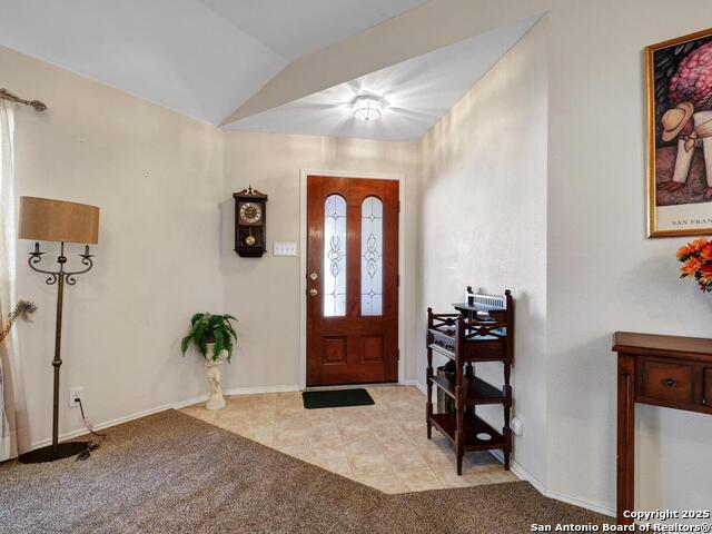 Image 2 of 33 For 10622 Lynx Range