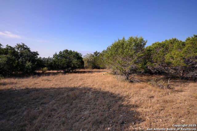 Image 16 of 39 For 308 River Ridge