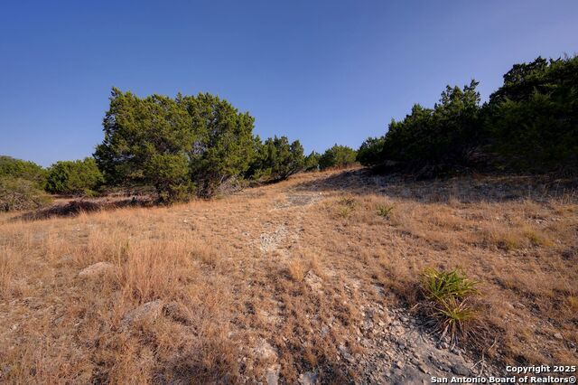 Image 26 of 39 For 308 River Ridge