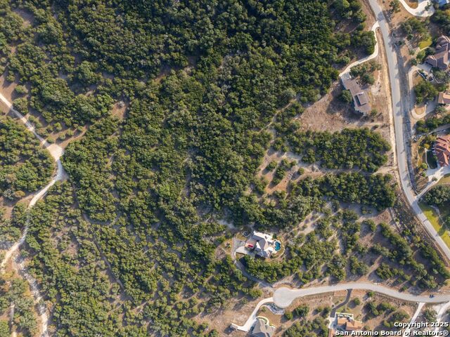 Image 27 of 39 For 308 River Ridge