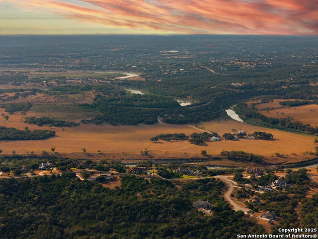 Image 3 of 39 For 308 River Ridge