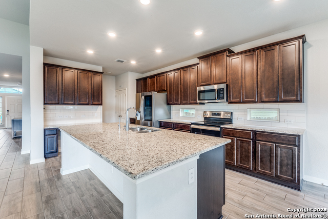 Image 9 of 25 For 4684 Grey Sotol