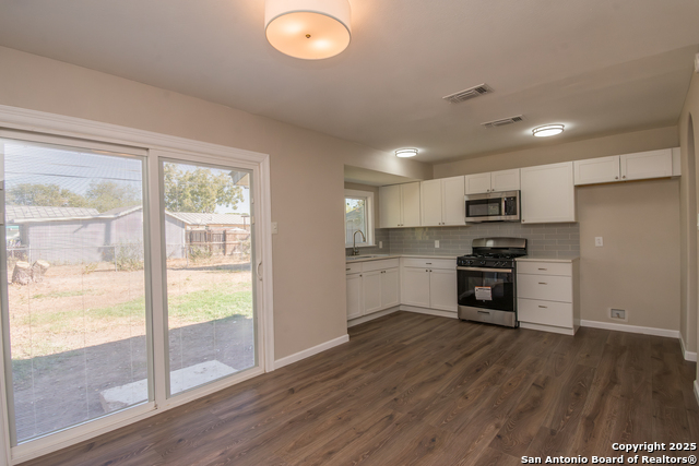 Image 5 of 13 For 439 Tidewind