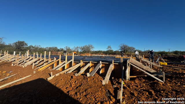 Image 5 of 5 For 107 Cr 2638  