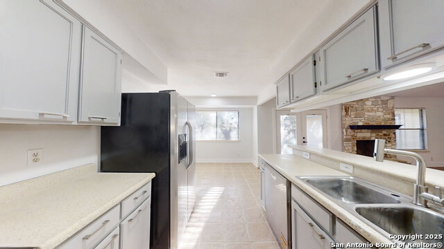 Image 10 of 54 For 4722 Bohill St