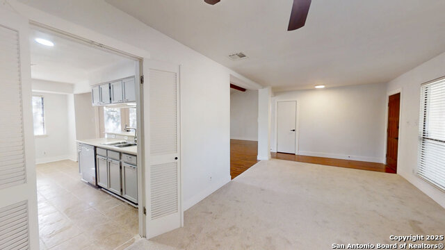 Image 15 of 54 For 4722 Bohill St