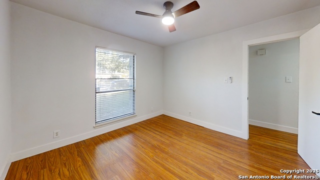 Image 28 of 54 For 4722 Bohill St