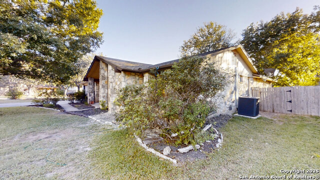 Image 3 of 54 For 4722 Bohill St